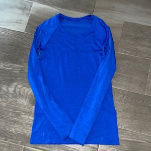 Lululemon Long Sleeved Shirt Size 4